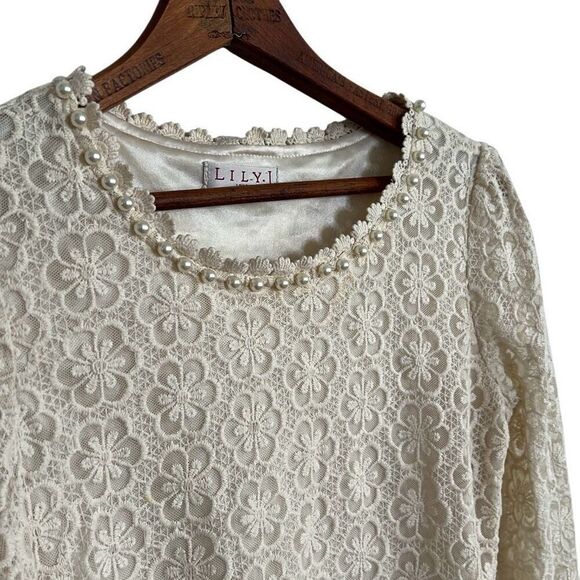 Lily J London Floral Lace Overlay Pullover Long Sleeve Blouse Cream Size Small - Picture 3 of 6